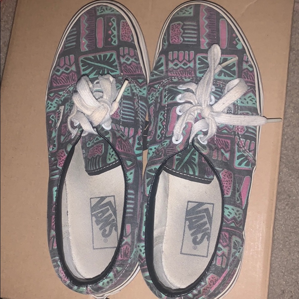 Vans Era